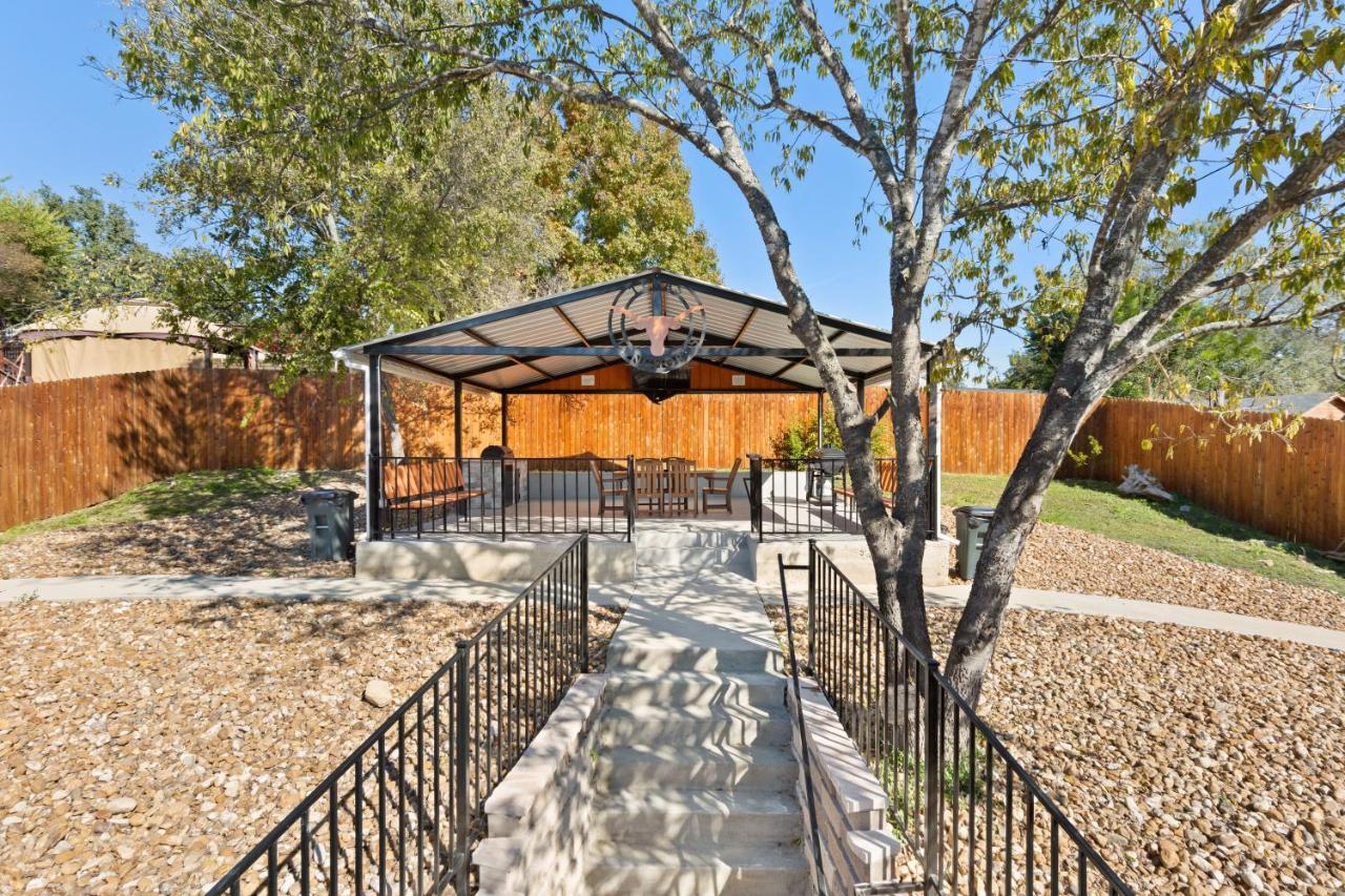 فيلا Cyc Eclectic Back House With Bbq Gazebo سان أنطونيو المظهر الخارجي الصورة
